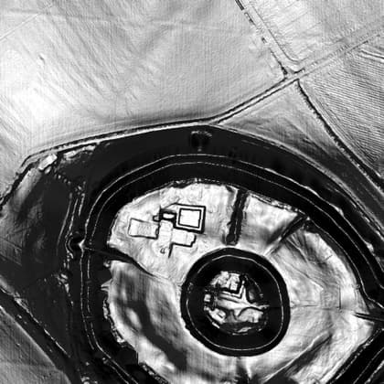 Lidar hillshade of Old Sarum showing concentric ramparts around an inner enclosure